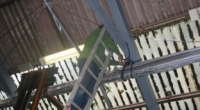 mast in loods
