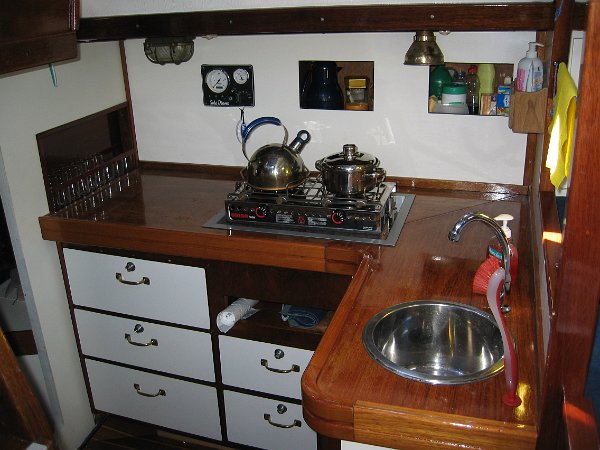 8-komuis.JPG - Kombuis